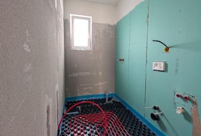 Apartament cu 3 camere decomandat în Florești - 11