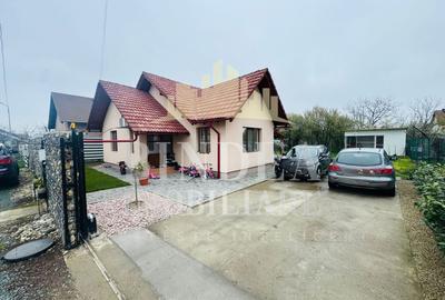 Casă individuală cu 3 camere cu Canalizare în Sânmihaiu Român - 1