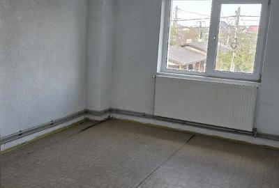 Apartament cu 3 camere decomandat în Central - 3