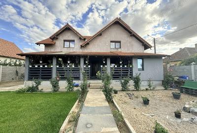 Casa de vanzare cu 7 camere - 6