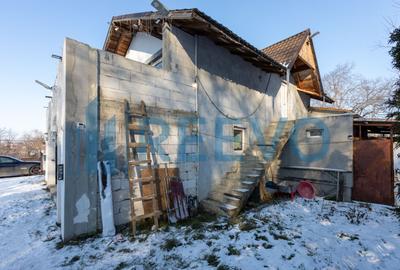Casă individuală cu 4 camere cu Canalizare în Bahna - 42