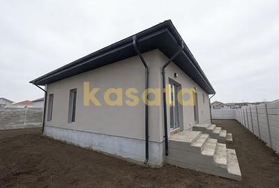 Casă cu 4 camere cu Teren 580 Mp în Prelungirea Ghencea