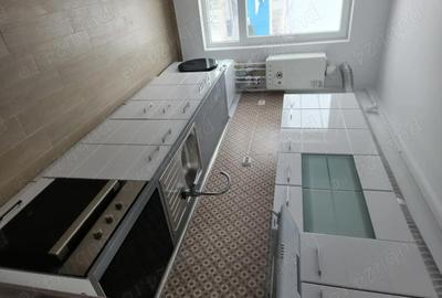 Apartament cu 3 camere decomandat în Militari - 2