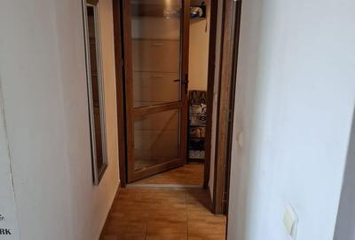 Garsonieră decomandată în Central - 7