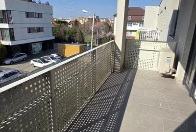 Apartament cu 3 camere decomandat în Braytim - 2