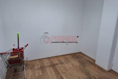 Spațiu comercial, de 48 mp, în Central - 10