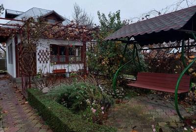 Casă cu 6 camere cu Teren 900 Mp în Pucioasa - 10