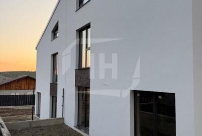 Duplex 4 camere, 3 bai, 357 teren - 1