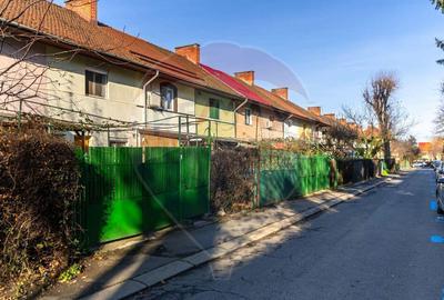 Casă cu 3 camere cu Teren 492 Mp în Tractorul
