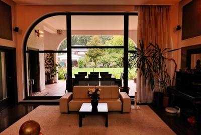 Refugiu toscan la marginea pădurii din Corbeanca, piscină și teren generos - 3