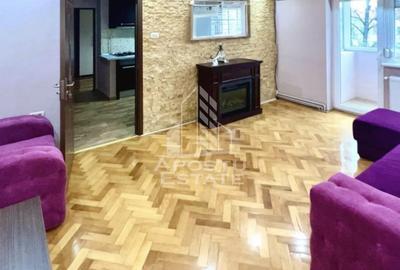 Apartament cu 3 camere, zona Podgoria - 2