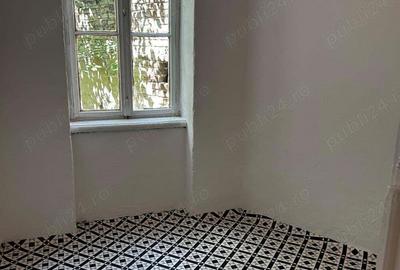 Apartament 4 camere (cladire istorica) - 3