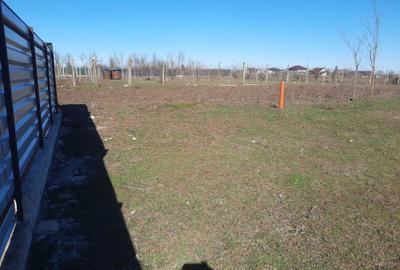 Teren de 580 mp, în Odaia Manolache - 2