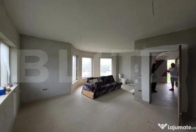 Casă cu 5 camere cu Teren 2700 Mp în Central - 5