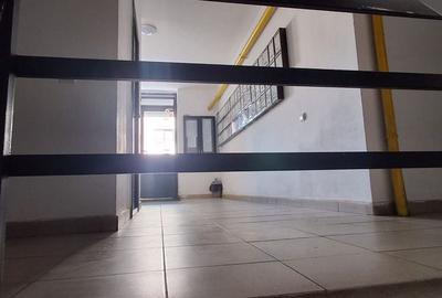 Garsonieră în Apărătorii Patriei - 8