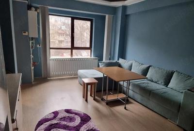 Apartament cu 2 camere decomandat în Km 5 - 2