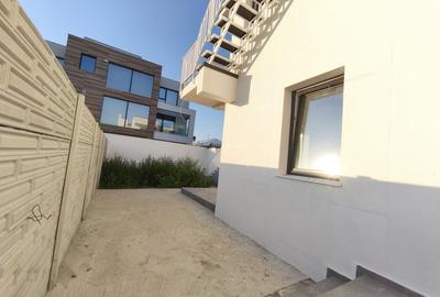 Vila moderna de inchiriat Mamaia Sat pretabil gradinita - 21