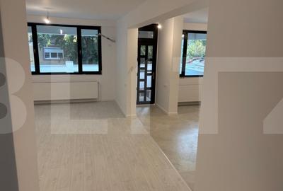 Apartament tip vila, 4 camere, 3 niveluri, curte proprie 40 mp, intrare separa - 3