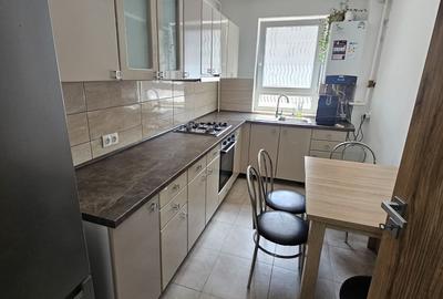 Apartament cu 2 camere decomandat în Central - 4
