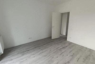 APARTAMENT 3 CAMERE, DECOMANDAT,ETAJUL 1, BLOC CU DOUA LIFTURI, FRUMOASA - 1
