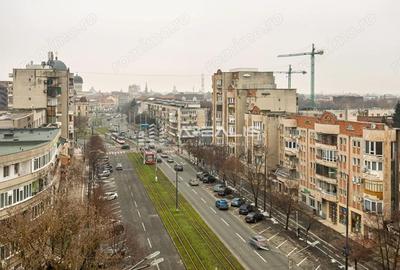 Apartament cu 3 camere decomandat în Central - 1