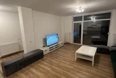 Apartament cu 2 camere semidecomandat în Soarelui