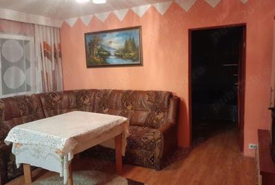 Apartament cu doua camere, spre inchiriere - 2
