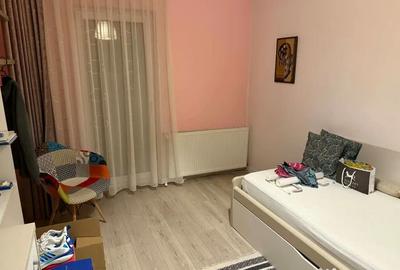 Apartament cu 2 camere semidecomandat în Florești