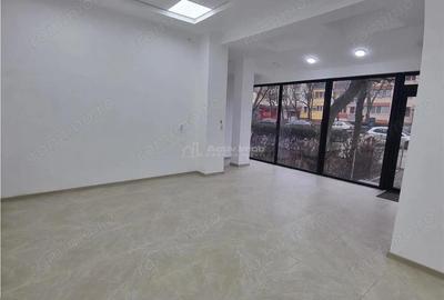 Spațiu comercial, de 100 mp, în Central - 2