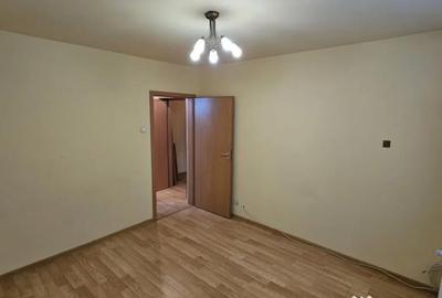 Apartament cu 2 camere semidecomandat în Nord