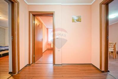 Casă cu 6 camere cu Teren 337 Mp în Central - 25