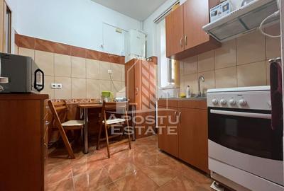Apartament cu 3 camere, semidecomandat,situat in zona Centrala - 4