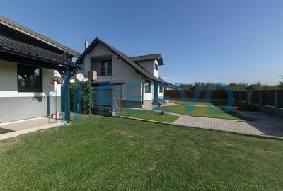 Proprietate Premium cu Două Case și Piscină în Hemeiuș - 6