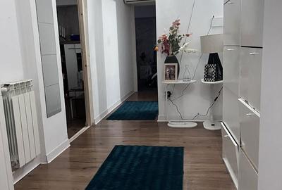 Apartament cu 3 camere decomandat în Central - 6
