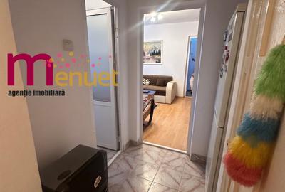 Apartament 2 camere,zona Neptun,etaj 3 - 8