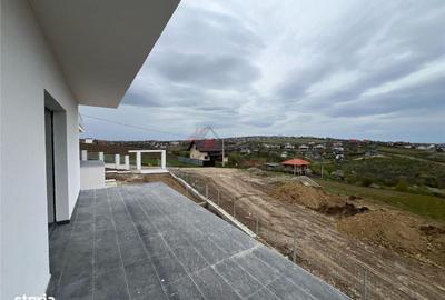 Casă cu 4 camere cu Teren 400 Mp în Valea Adâncă - 2