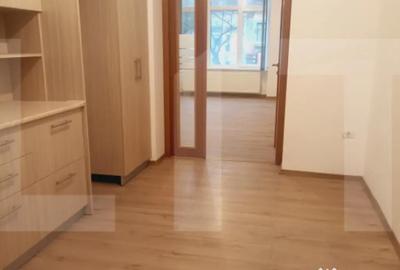 Apartament cu 8 camere nedecomandat în Iosefin - 2