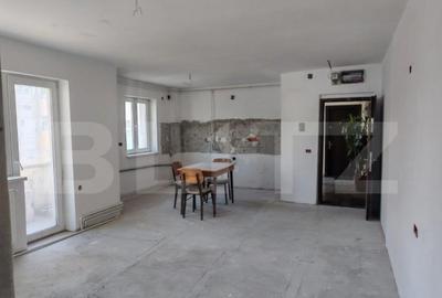 Apartament de vanzare, cu 4 camere, 85 mp, zona centrala - 3