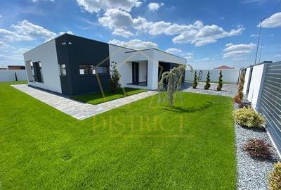 Casa individuala pe parter cu 5 camere | Dumbravita - 1