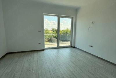 Casă cu Teren 450 Mp în Central - 9