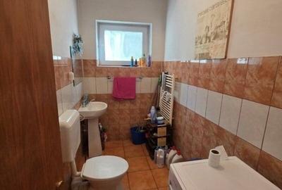 Casă cu 9 camere cu Garaj în Dristor - 2