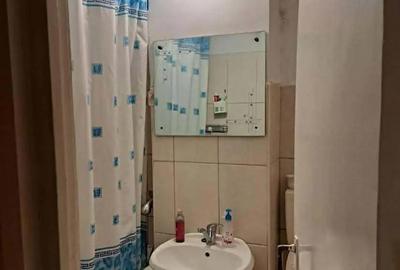 Apartament cu 3 camere decomandat în Micro 15 - 2