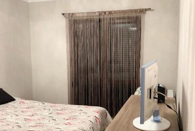 Apartament 3 camere, decomandat - zona Tractorul Apartament 3 camere, decomandat - zona Tractorul - 4