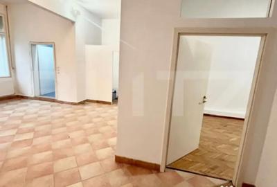 Apartament cu 5 camere semidecomandat în Central - 2