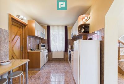 Vila cocheta 4 camere P+M in Munar - 16