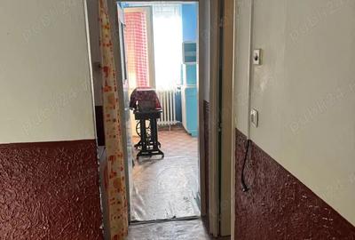 Apartament cu 2 camere decomandat în Cugir