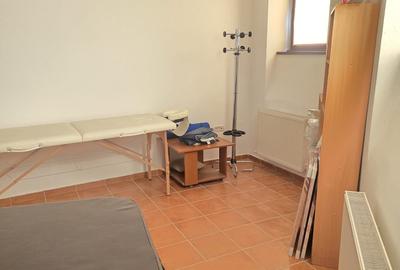 Apartament cu 4 camere decomandat în Universitate - 9