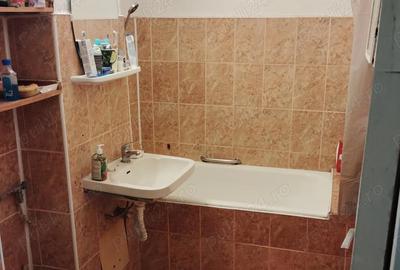 Apartament cu 3 camere decomandat în Hipodrom 2 - 1