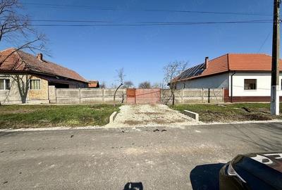 Teren de 1476 mp, în Cerna - 1
