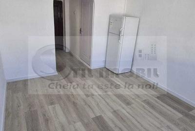 Garsonieră nedecomandată în Baza 3 - 1